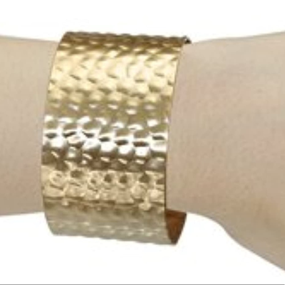 Jewelry Volt Fashion Women's Cuff Bangle Finish